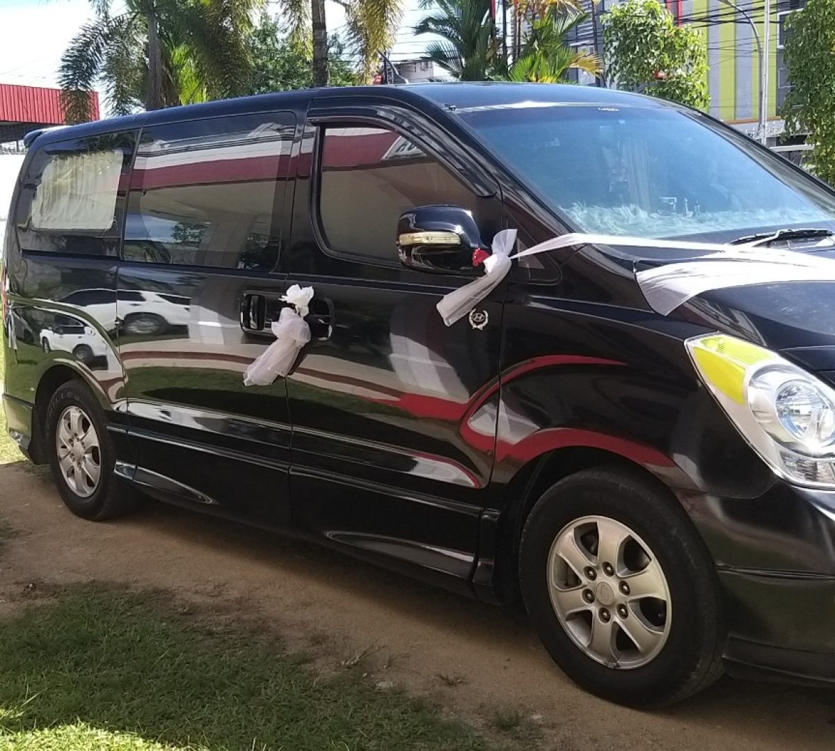 mobil pernikahan